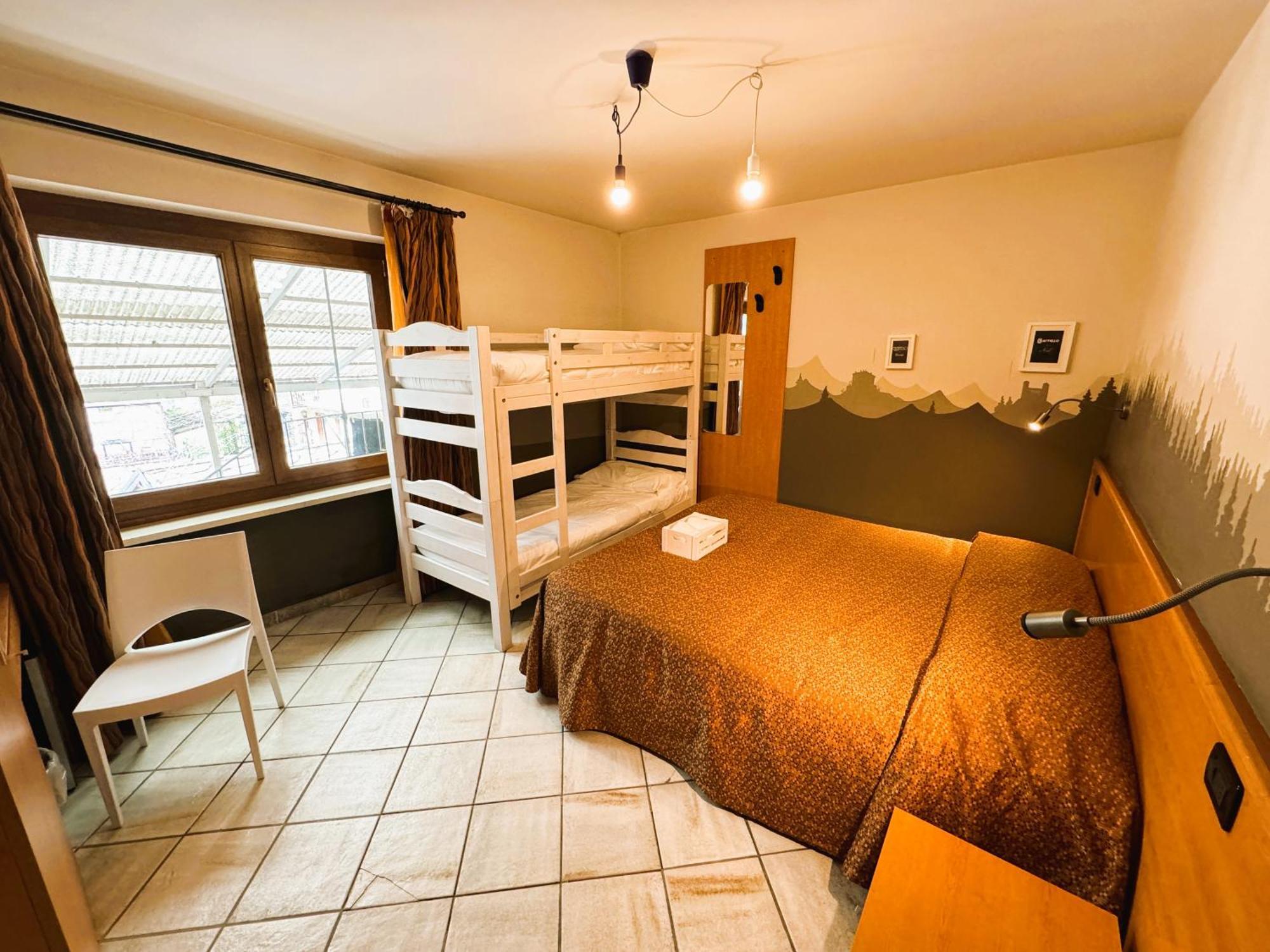 Hotel&Restaurant Armanac De Toubie Arnad ภายนอก รูปภาพ