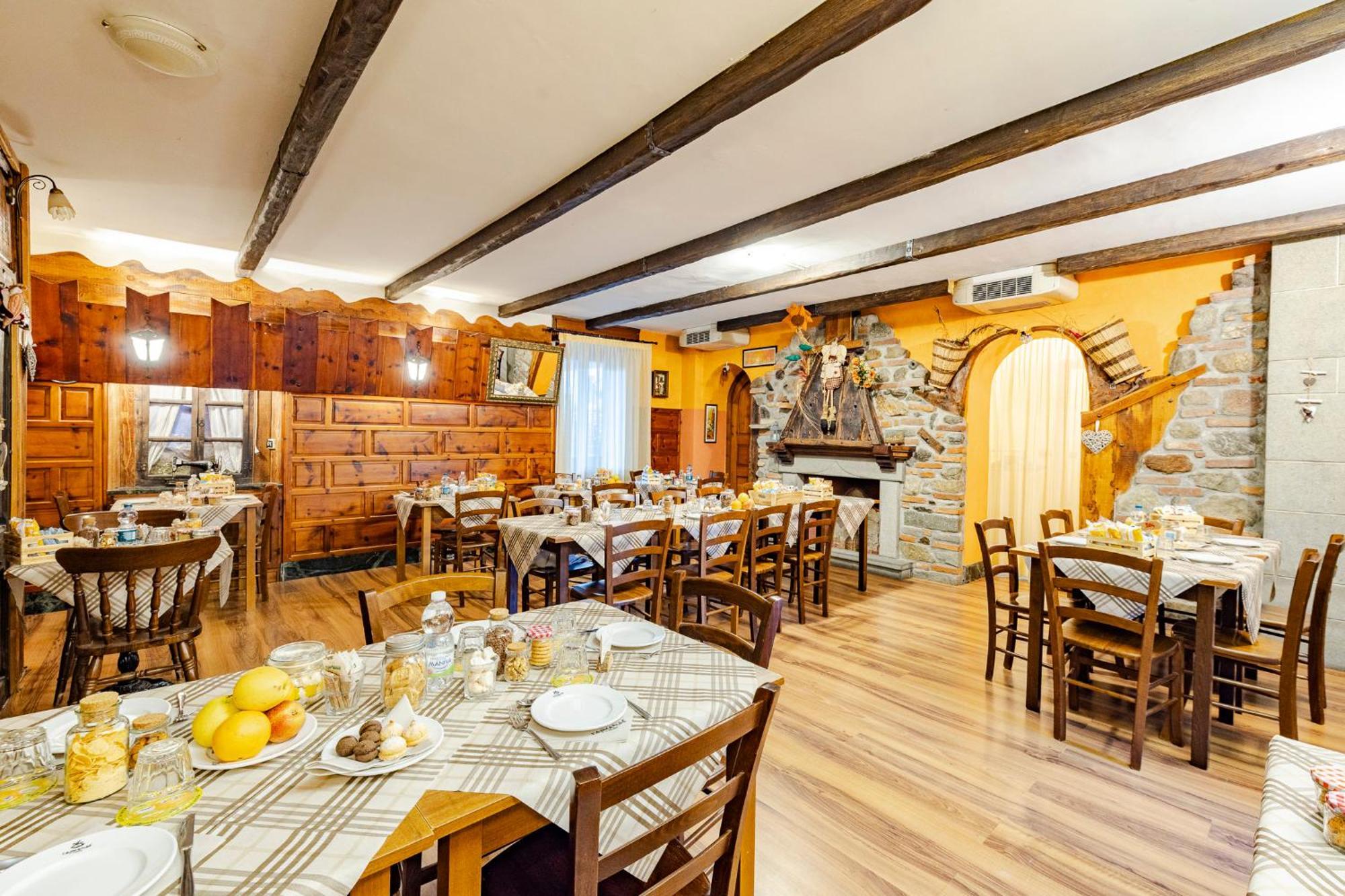 Hotel&Restaurant Armanac De Toubie Arnad ภายนอก รูปภาพ