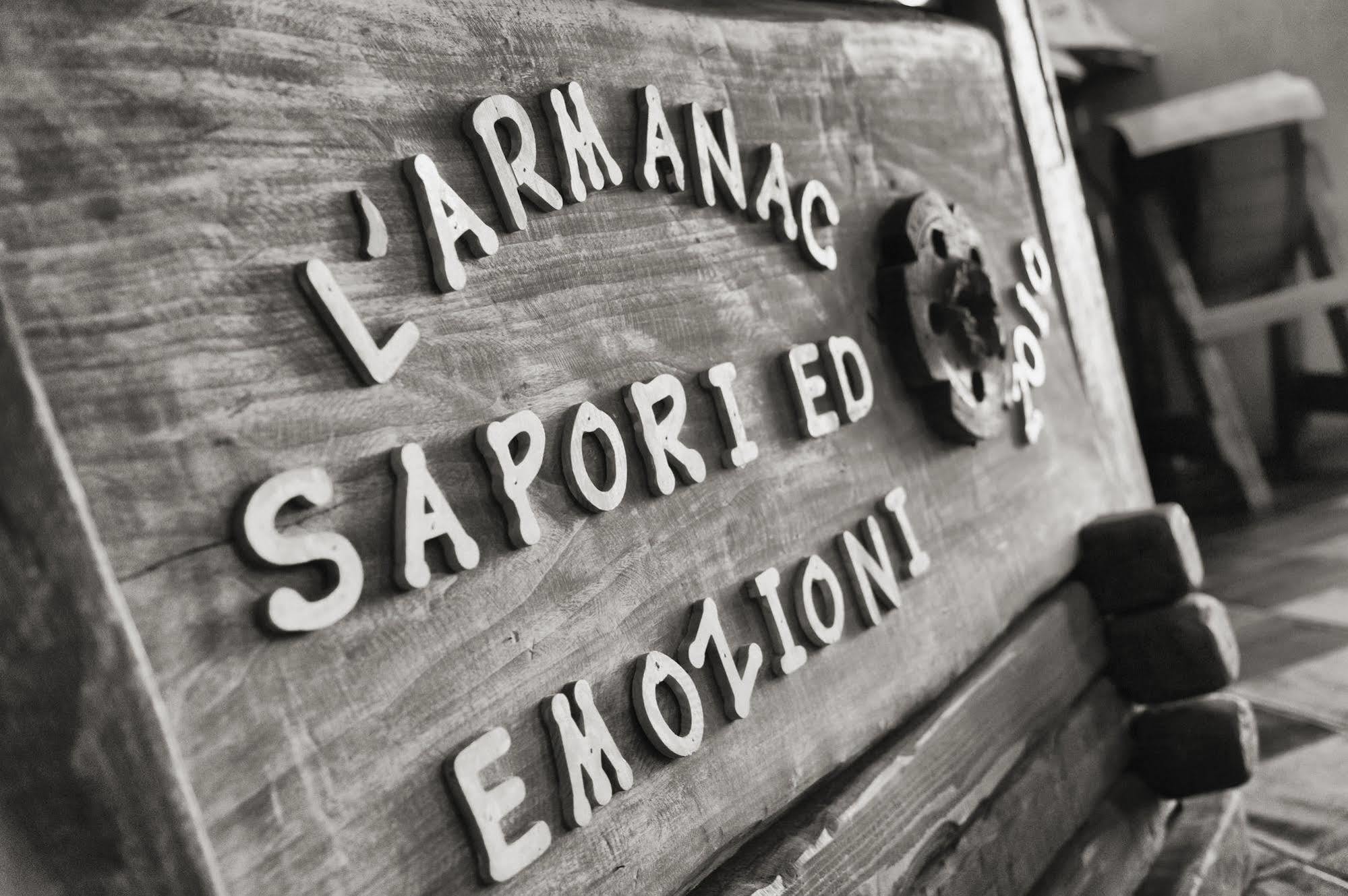 Hotel&Restaurant Armanac De Toubie Arnad ภายนอก รูปภาพ